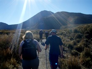 Uuden-Seelannin ehkä suosituimman patikkareitin Tongariro Crossingin alkumetreillä. 