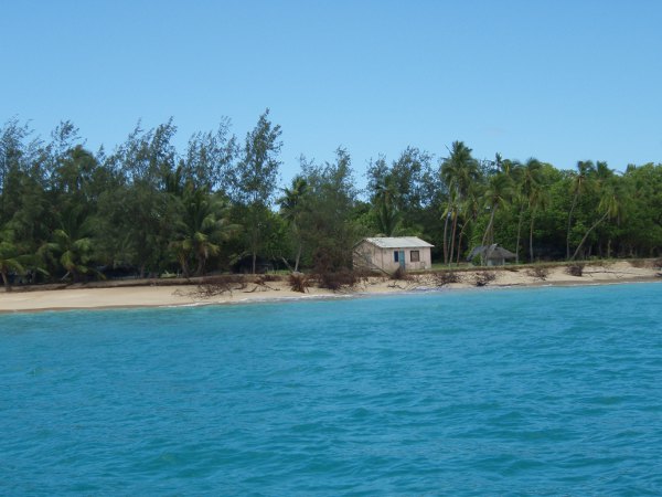 Toisen majapaikan mökki Uolevan saarella. 