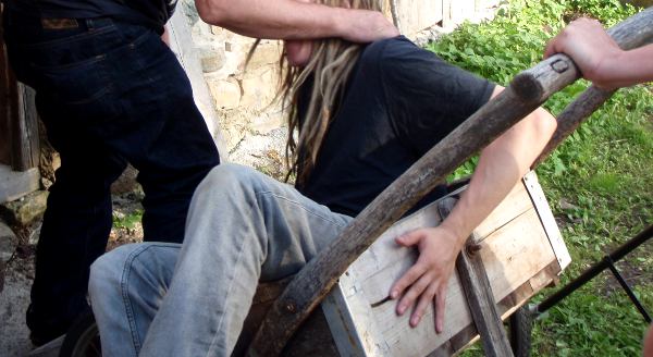 Mökkifestarimenoa Virossa. 