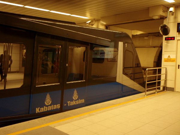 Funikulaari Istanbulissa.