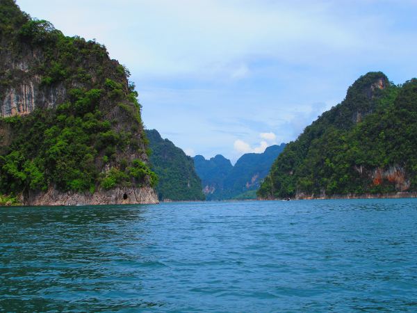 Kukkoloita suoraan tekojärvestä lähtien. 