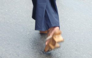 Japanilaiset puukengät. 