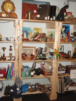 Minun myyntihyllyni numero 2. 