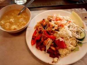 Kukkakaalikeittoa ja 