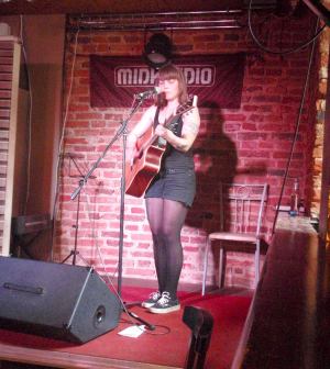 Hulda Huima Kaunasissa. 