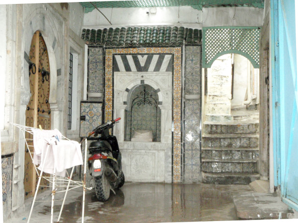 Hieno kuisti medinassa. 