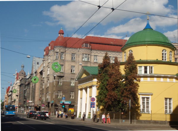 Vanhoja taloja Riika Brivibas ielan varrella. 