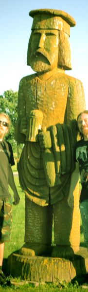 Vakavampi joutomies.