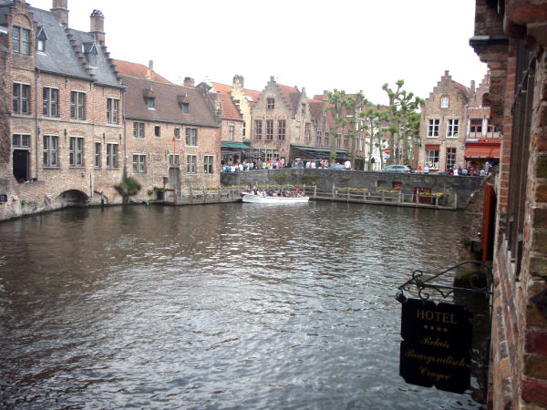 Maisemaa Bruggestä. 