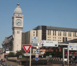 Gare de Lyon, josta lähtee monet etelään menevistä junista, kuten Lyonin ja Marseillen junat. 