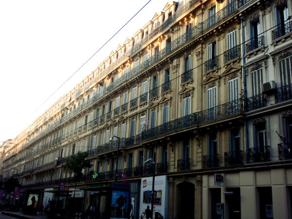 Talorivi keskustassa.