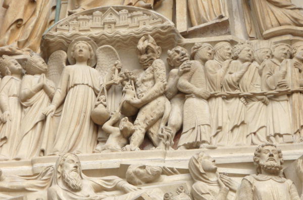 Rujo yksityiskohta Notre Damen katedraalista. 