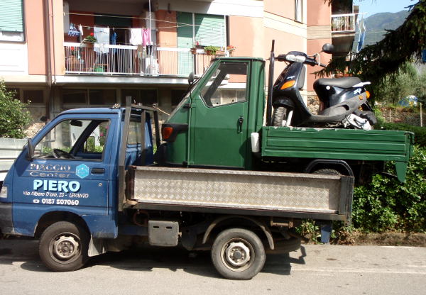 Ajoneuvojen kuljetustyyliä levantolaisittain. 