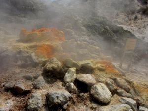 Höyryävät kivikasat. 