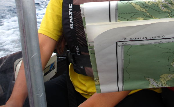 Harjoittelin ajamaan moottoriveneellä. 