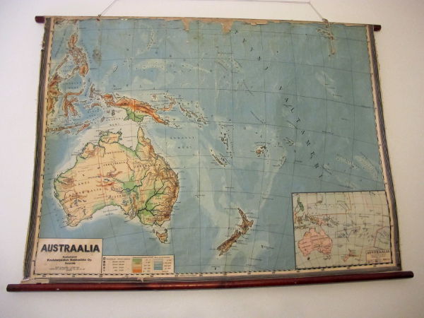 Tätä vanhaa koulukarttaa olen tuijotellut ehkä 10 vuotta ainakin. Kartan alueella olen käynyt, mutta lisää olisi koettava. 