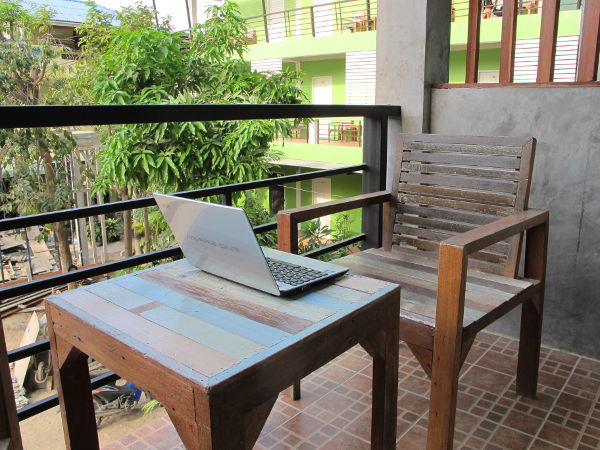 parveke ja tietokone