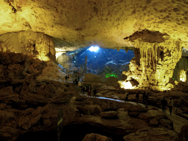 Hang Hung Sot -luolaa.  