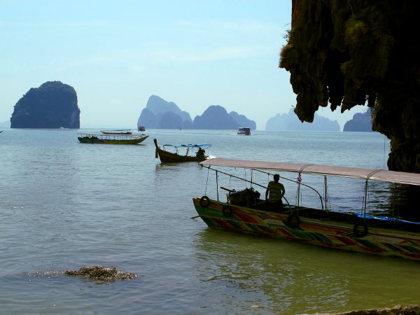 Vene Khao Ping Kanin rannalla. 