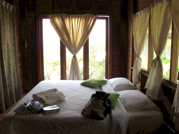 Majapaikkamme ihana huone.