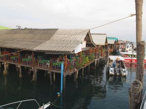 Saladanin laituriravintolat. 