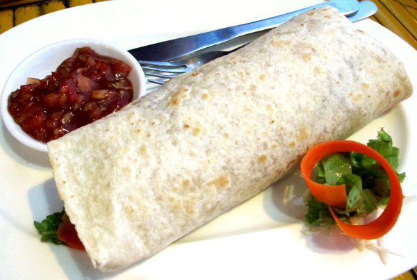 Puoliskoni tilasi kasvisburriton Asylumissa. 