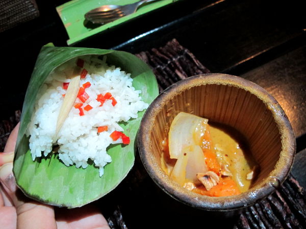 Kolmas ruoka: massaman curry. Time for Limessa voi olla varma että currytahna on kasvista. 