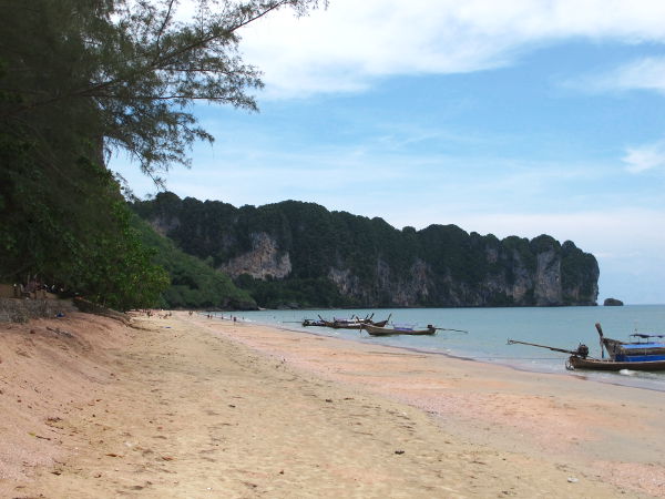 Ao Nangin rannan etelä- tai itäpää.