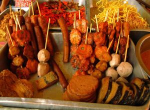 Kasvislihatarjontaa. 