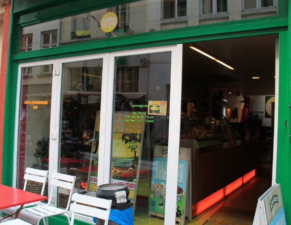 Tasty World Ghentin kauppakaduilla. 