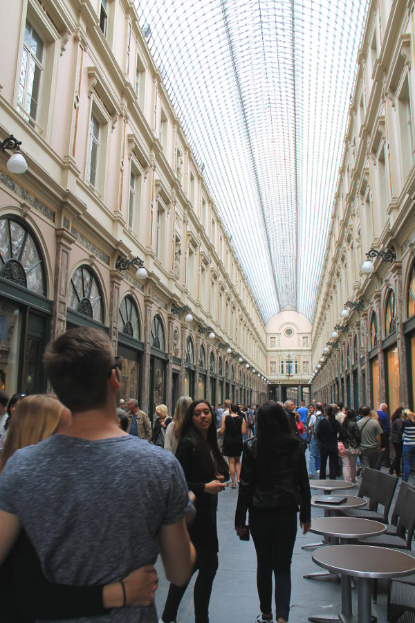 Galleries Royales, jonka varrella on mm. suklaakauppoja.