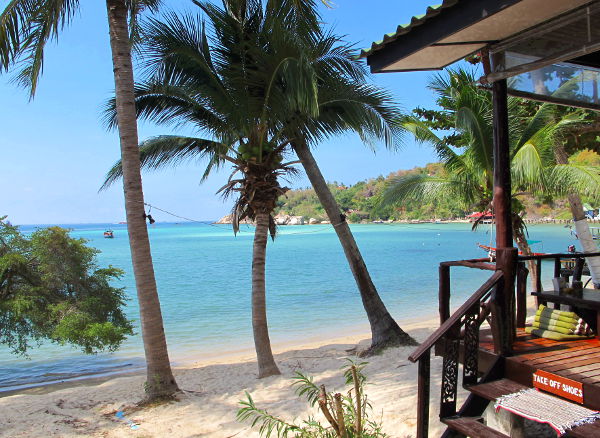 Koh Taolla vietin Bangkokin lisäksi eniten aikaa viime keväänä. Kuva on Chalokin rannalta. Rannoista saa kauniita kuvia, mutta en kuitenkaan viettänyt koko aikaa rantojen ääressä. 