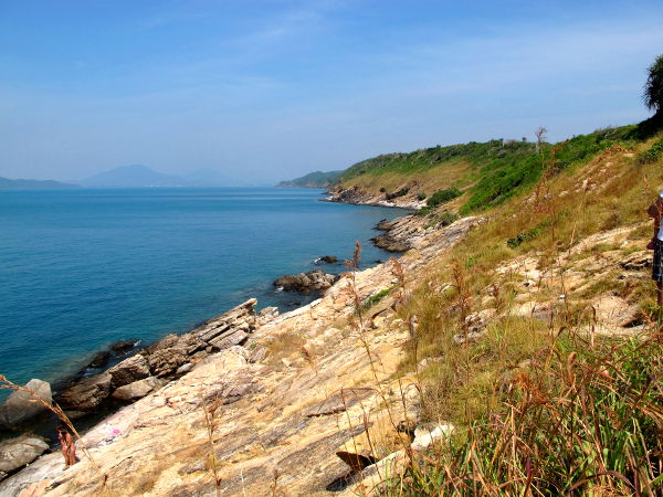 Länsirannikkoa pohjoisen suuntaan.