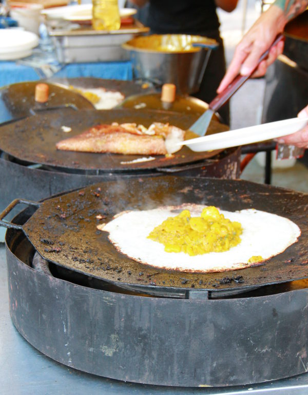 Masala dosat valmistumassa Helsingin ravintolapäivänä elokuussa 2014. 