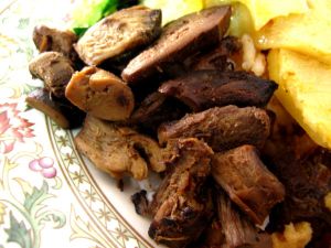 Paistettuja sieniä. 