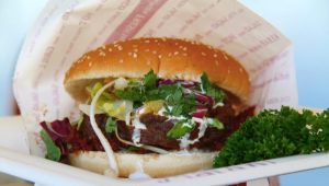 Soul Mama´sin burgeri tai oriental seitan kebab burgeri. 