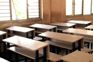 Pulpetit eivät ole mikään itsestäänselvyys intialaisissa kouluissa. Nämä olivat amerikkalaisen säätiön sponsoroimia pulpetteja. 