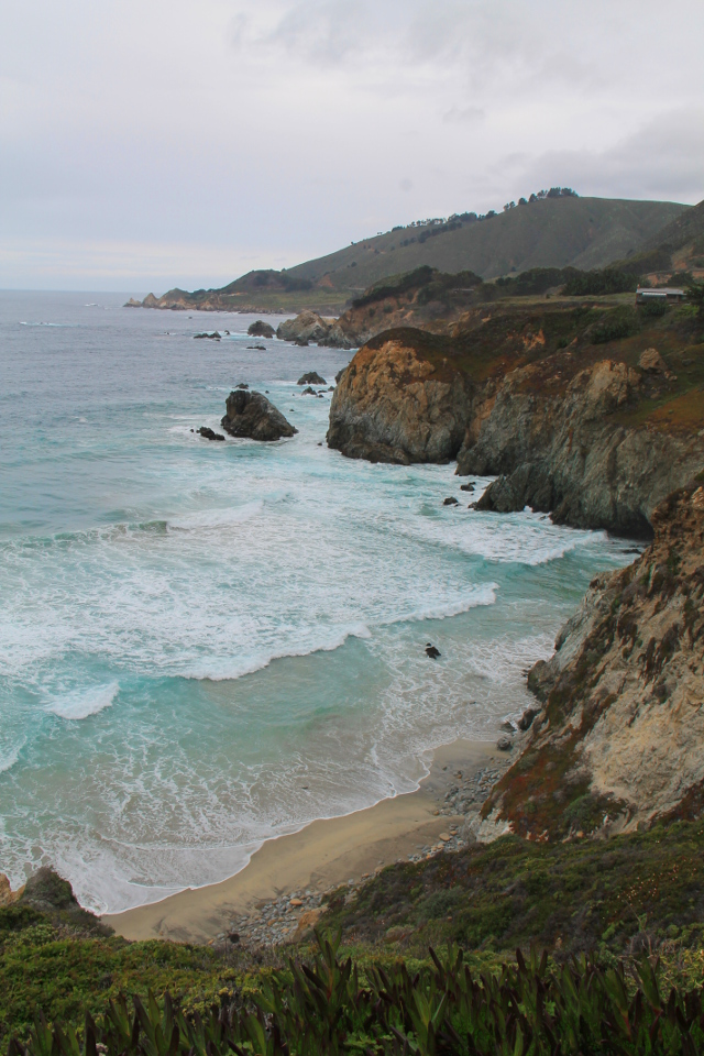 Yksi upeista rannoista matkan varrelta. 