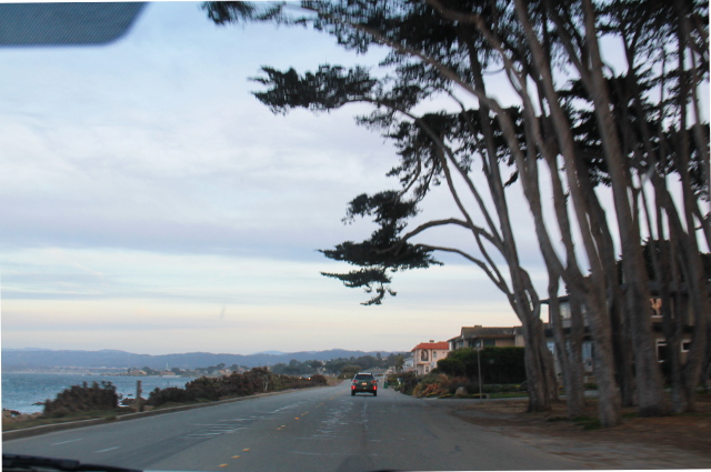 Montereyn rantatietä. 