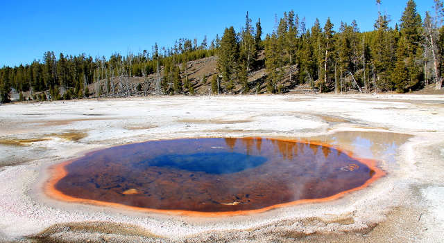 chromatic pool_yellowstone_27