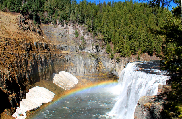 putous ja sateenkaari