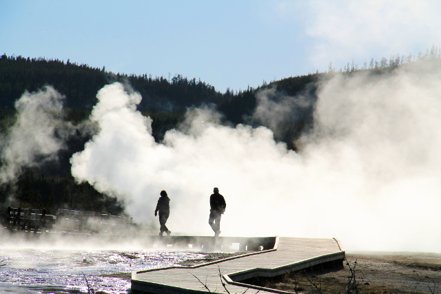 polku höyryn keskellä_3