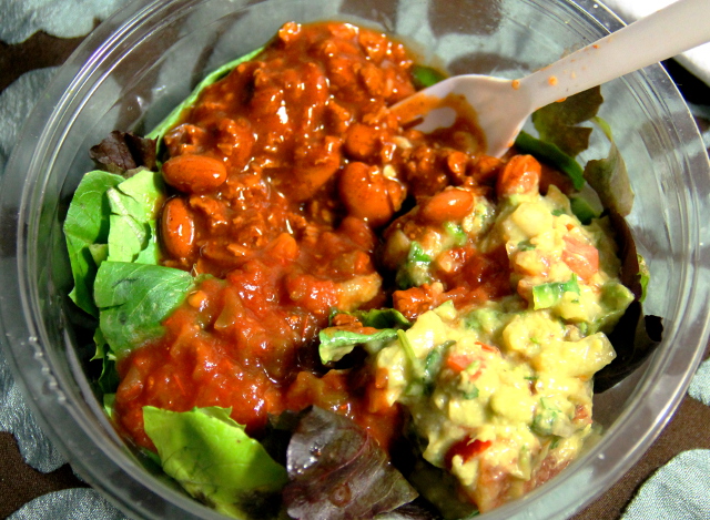 West Yellowstonen versio iltapalasalaatista. 