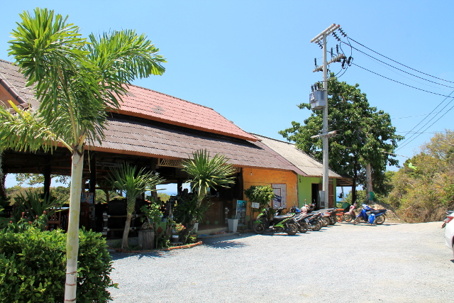 Respa- ja ravintolarakennus Kantiang Viewillä. 