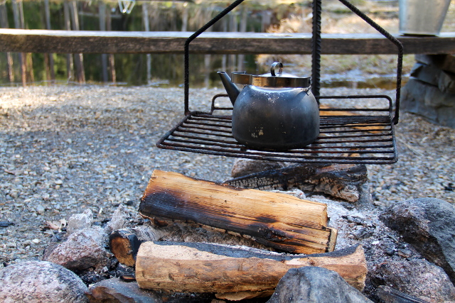 kahvipannu nuotiolla