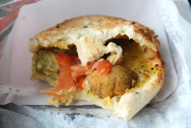 Nyt Frankfurtin lentokentän monista kahviloista saa vegaanisia leipiä. 