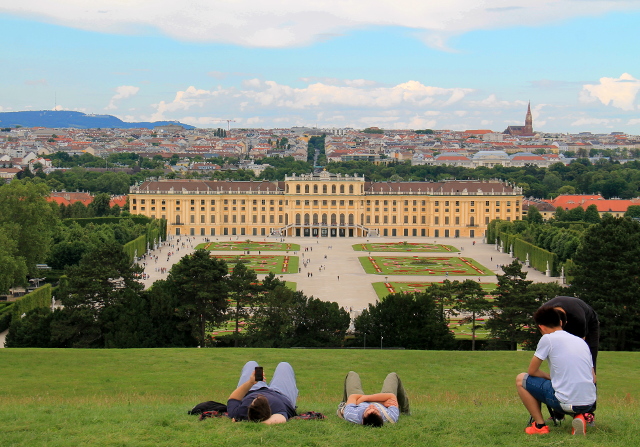 Schönbrunnin palatsi. 
