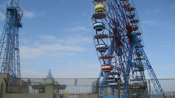 Maailmanpyörä barcelonalaisella kukkulalla jotain kymmenen vuotta sitten kun kävin siellä viimeksi. 