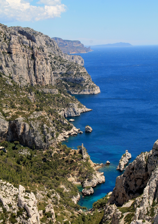 Calanquesin rantaviivaa Cassisiin päin.