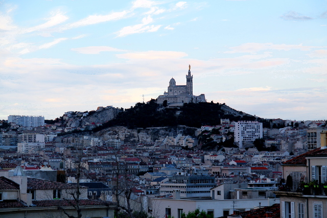 Notre Dame illansuussa Marseilleen saavuttuani. 
